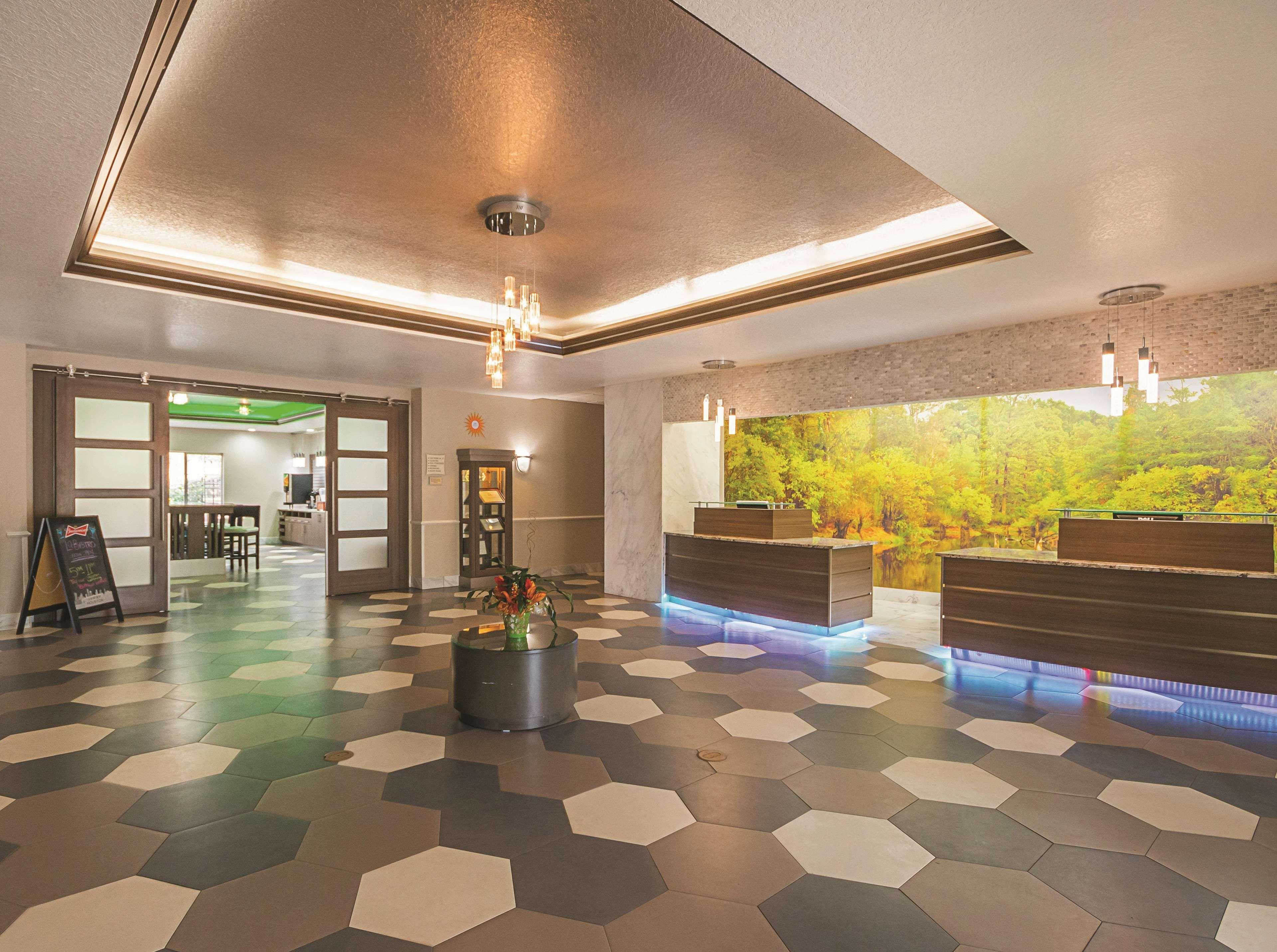 La Quinta Inn & Suite Kingwood Houston Iah Airport 53200 Eksteriør billede